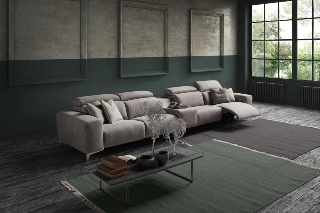 Iride Sectional, view 5